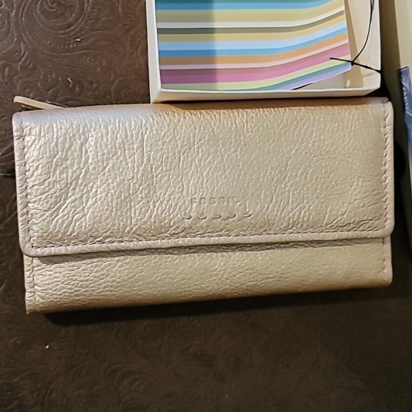 Fossil Vintage Pop Stitch Gold Clutch/Wallet NEW WITH TAGS - Picture 4 of 11